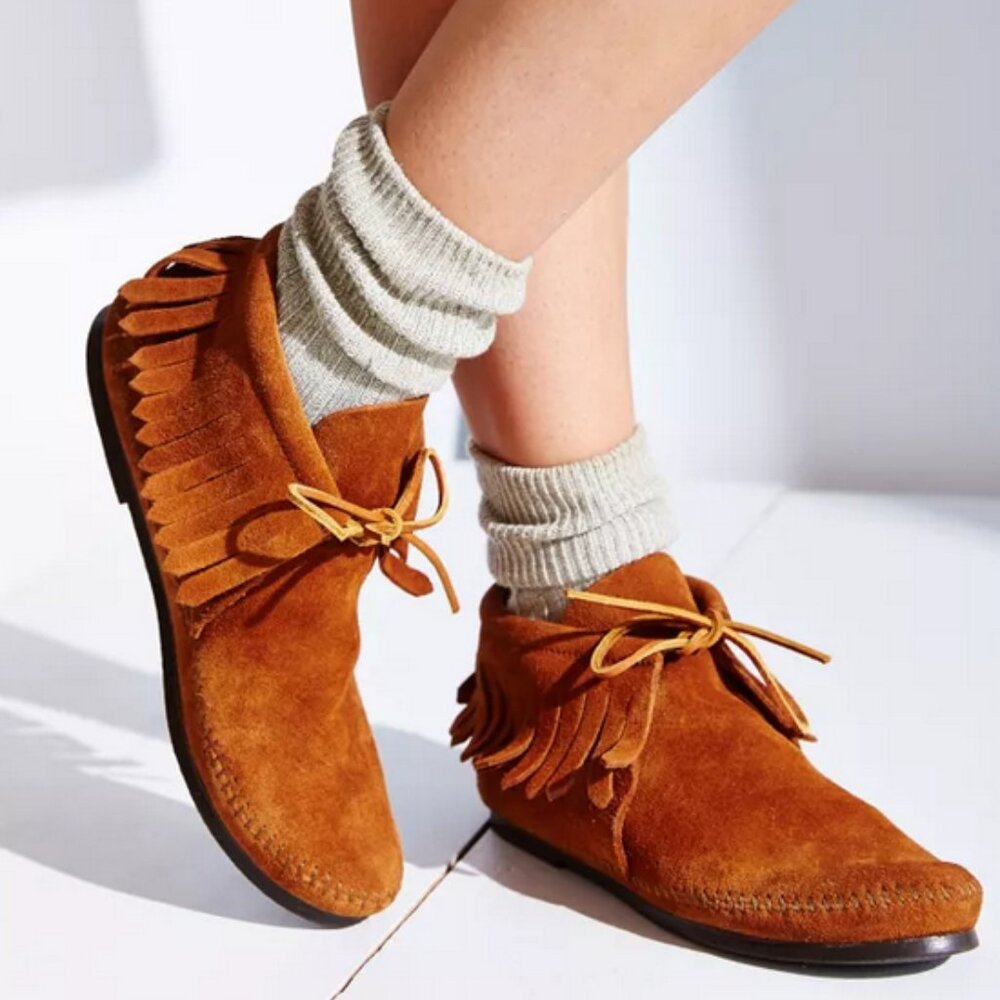 MINNETONKA Suede Fringe Moccasins Shoes